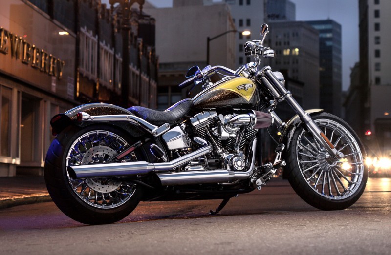 Harley-Davidson FXSB Breakout