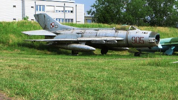 MiG-19 PM Walk Around